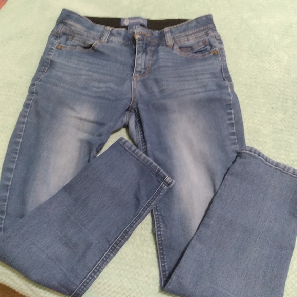 Democracy Jean's Size 6 - Picture 2 of 3